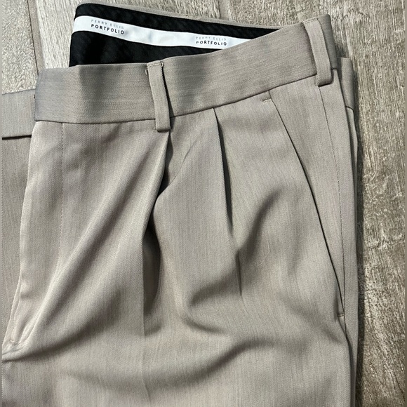 Portfolio Perry Ellis Dress Pants Classic Fit Size 34x32 - Picture 8 of 8